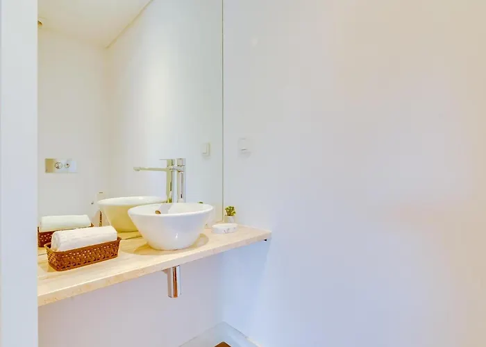 公寓 L'orangerie Modern 1bdr Apartment, Ground Floor 维拉摩拉