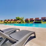 L'orangerie Modern 1bdr Apartment, Ground Floor Vilamoura