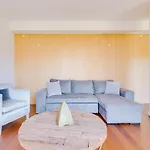 L'orangerie Modern 1bdr Apartment, Ground Floor *